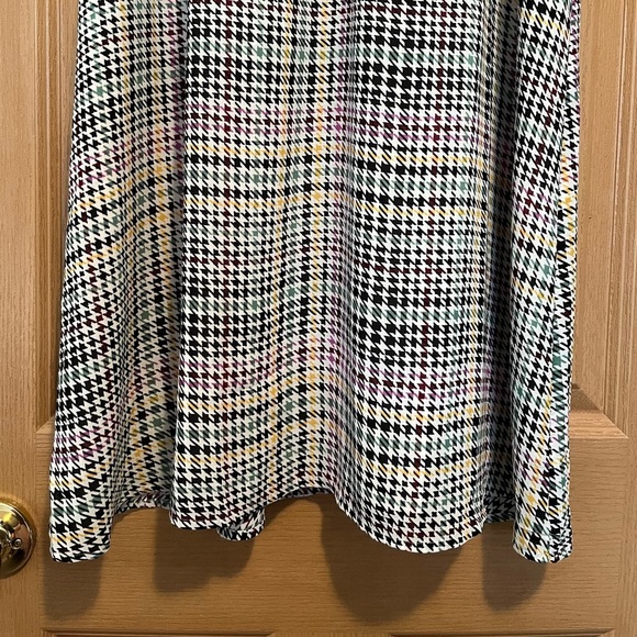 Loft Plaid Flutter Sleeve Button Dress - Picture 5 of 15